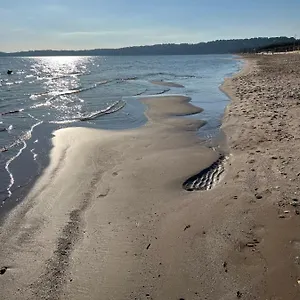 A Quelques Pas De La La Capte Hyères