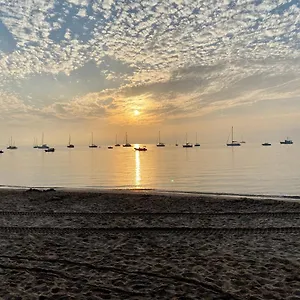 Plein Sud, Bel 20 Mètres De La La Capte Hyères